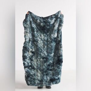 Anthropologie Luxe Faux Fur Throw Blanket